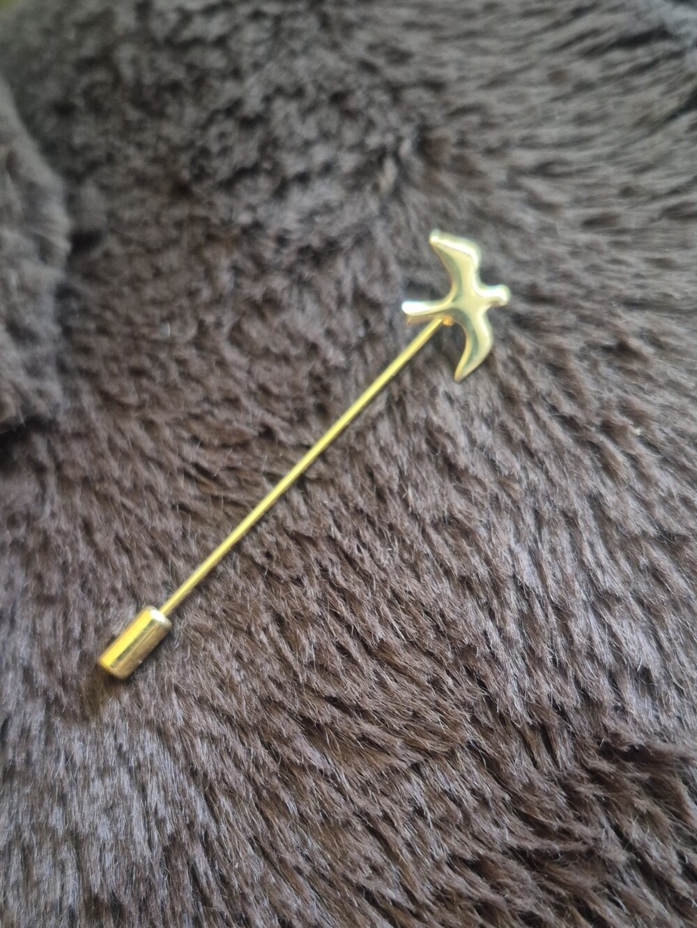 Vintage Gold Tone Dove Stick Pin Lapel Pin
